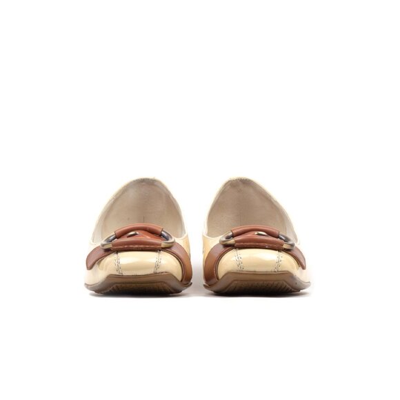 Cole Haan Women's Patent Leather Flats with Nike Air Sole - Picture 2 of 9